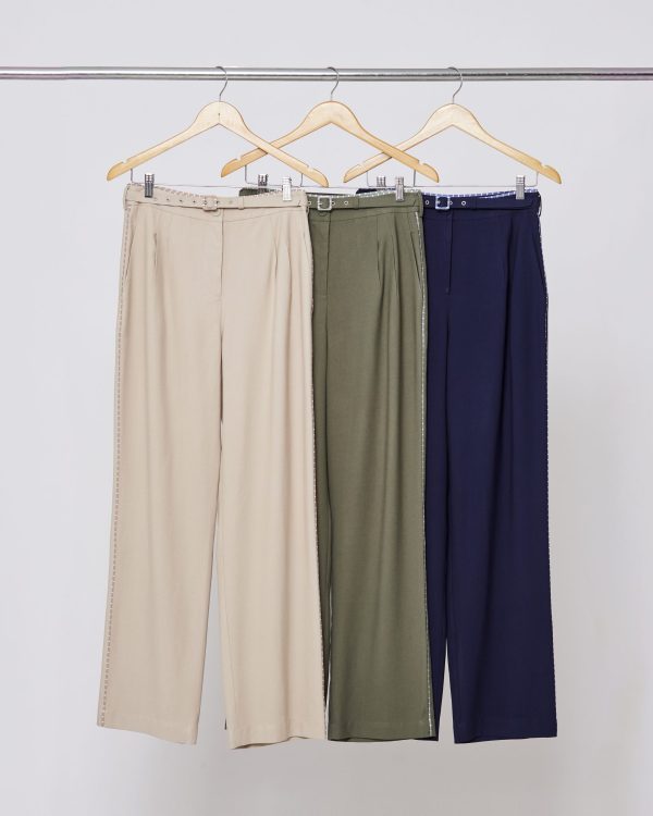 Calca Twill Com Det Vivo Listrado