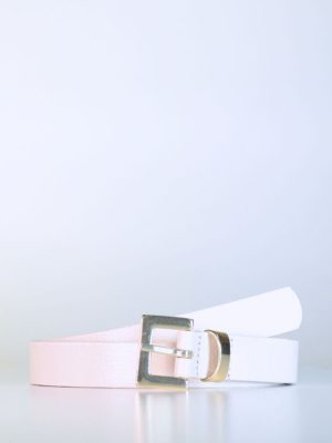 Cinto Feminino De Couro Com Elegância E Durabilidade