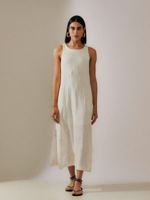 Vestido Linho Bordado