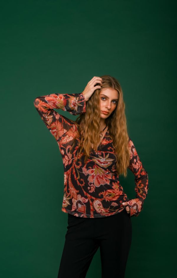 Blusa Decote V Franzido-Imagem 5