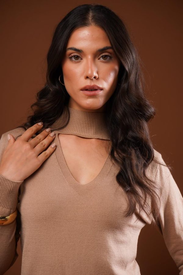 Blusa Gola Alta Decote V Marina-Imagem 28