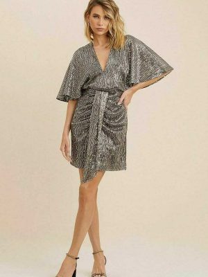 Vestido Curto Tamires