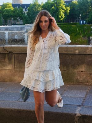 Saia Curta Jasmin