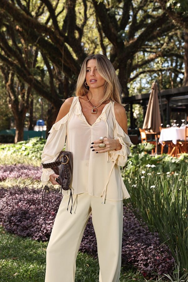 Blusa Ombro Aberto Crepe-Imagem 8