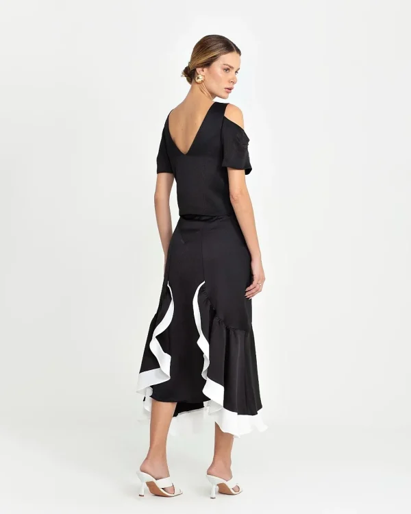 BLUSA CETIM OMBRO VAZADO
