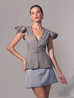 BLUSA TRICOLINE BABADO MANGA BOTÕES FRENTE