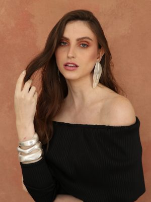 BRACELETE LARGO PRATA ESCULPIDA