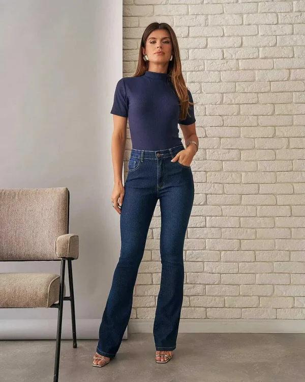 CALÇA BOOTCUT ESCURA