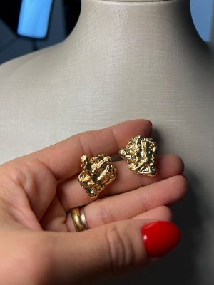 BRINCO DOURADO FOSCO MET TEXT