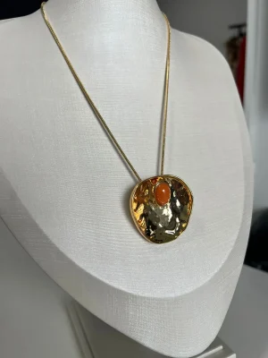 COLAR DOURADO LARANJA