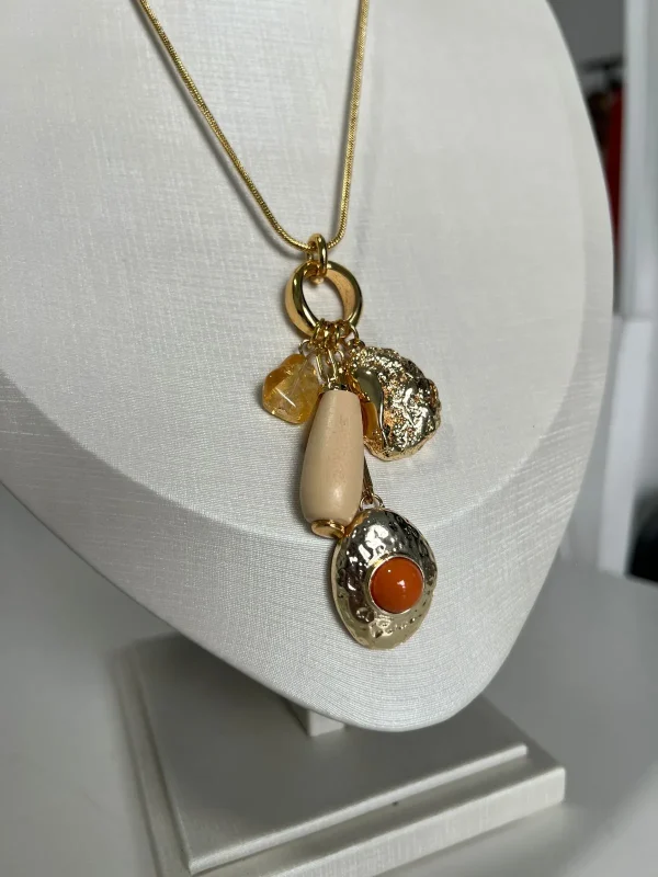 COLAR DOURADO PG MET RESINA - Imagem 2