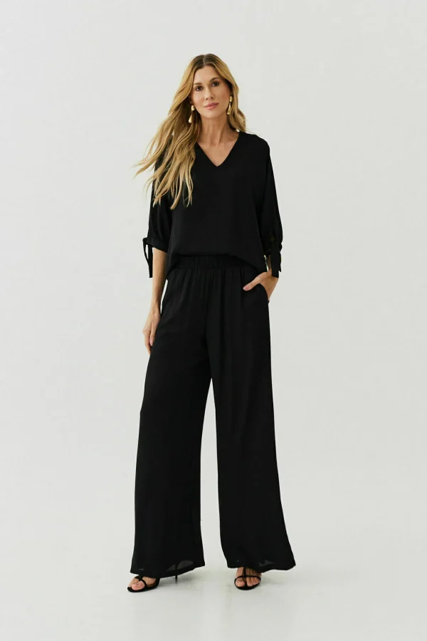 CONJ CREPE PANTALONA BLUSA DEC V NO MANGA