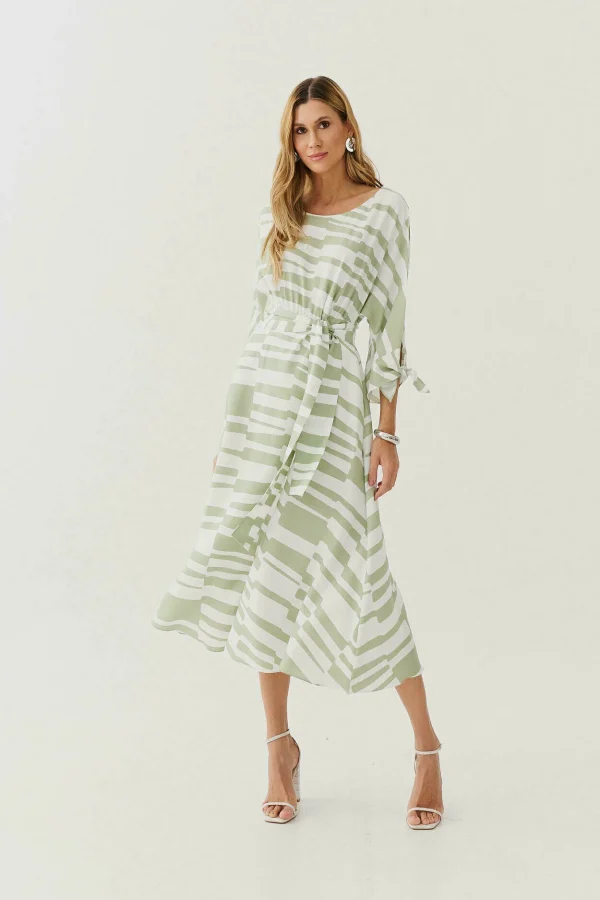VESTIDO VISC ESTAMPADO MORCEGO