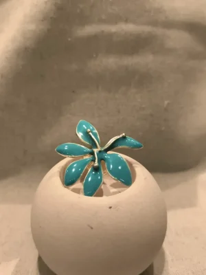 ANEL FLOR RESINA AZUL