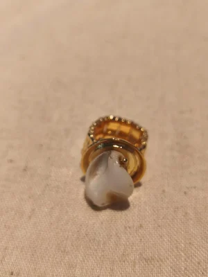 ANEL DOURADO MADREPEROLA