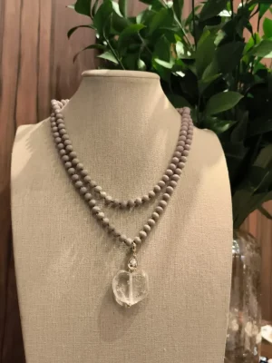 COLAR CRISTAL LILAS