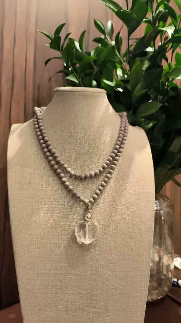 COLAR CRISTAL LILAS