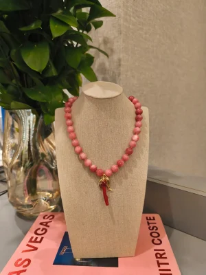 COLAR BOLAS ROSA
