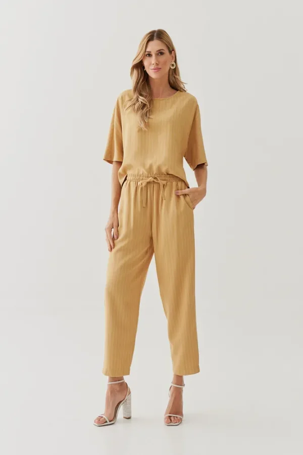 CONJUNTO ALF RISCA DE GIZ BLUSA MORCEGO CALCA ELASTICO