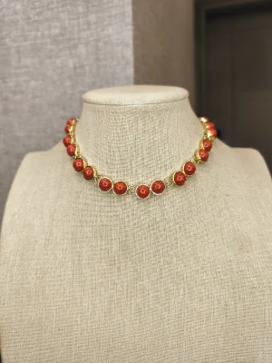 COLAR DOURADO VERMELHO