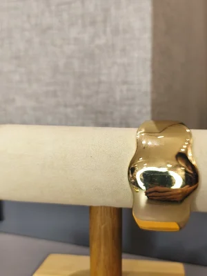 BRACELETE DOURADO LARGO