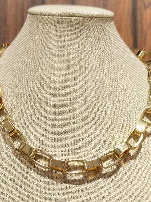 COLAR DOURADO ELOS QUADRADO