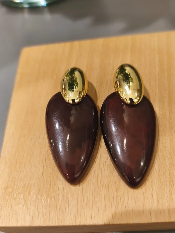 BRINCO MET OVAL DOURADO - Imagem 4