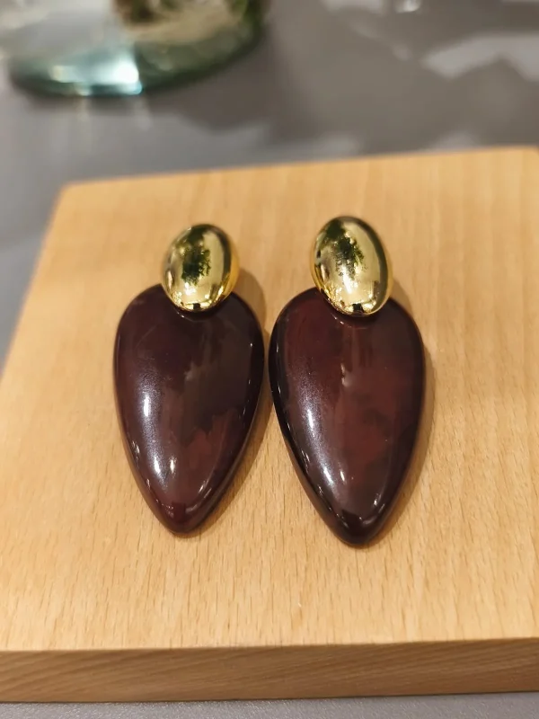 BRINCO MET OVAL DOURADO - Imagem 3