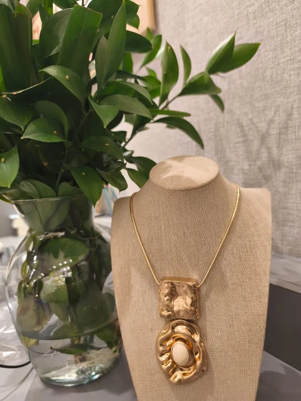 COLAR PG QUADRADO DOURADO FOSCO - Imagem 2