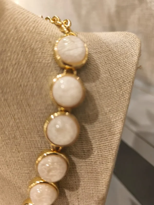 COLAR DOURADO PEDRA OFF - Imagem 2