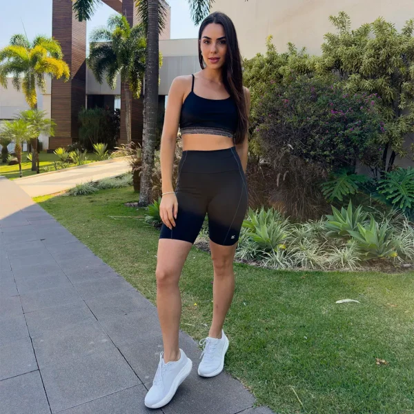TOP COM ELASTICO NO COS
