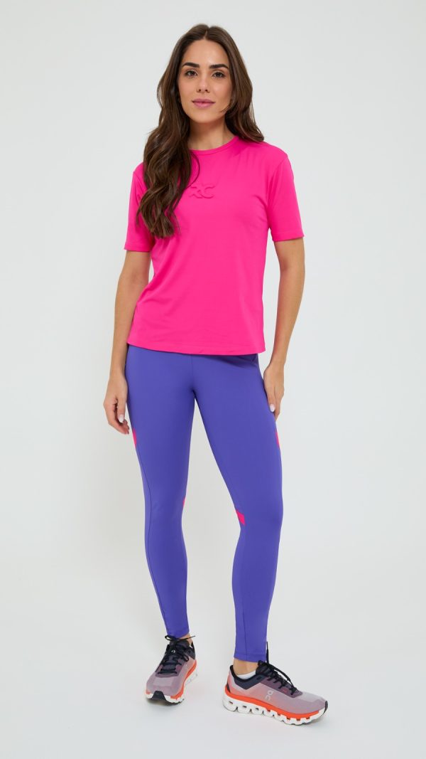 T-SHIRT COM ABERTURA NAS COSTAS